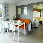 Le Moulin De La Salle 4* Les Sables-dʼOlonne