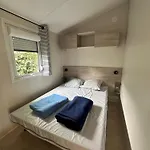 Le Moulin De La Salle مكان تخييم 4*
