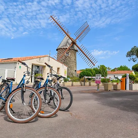 Le Moulin De La Salle Camping