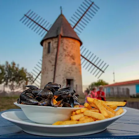 Le Moulin De La Salle Camping Les Sables-dʼOlonne