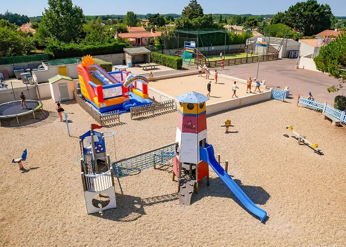 Le Moulin De La Salle Camping